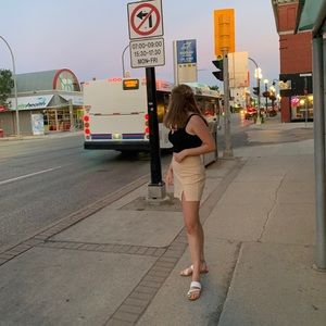 Meet your Posher, Julia